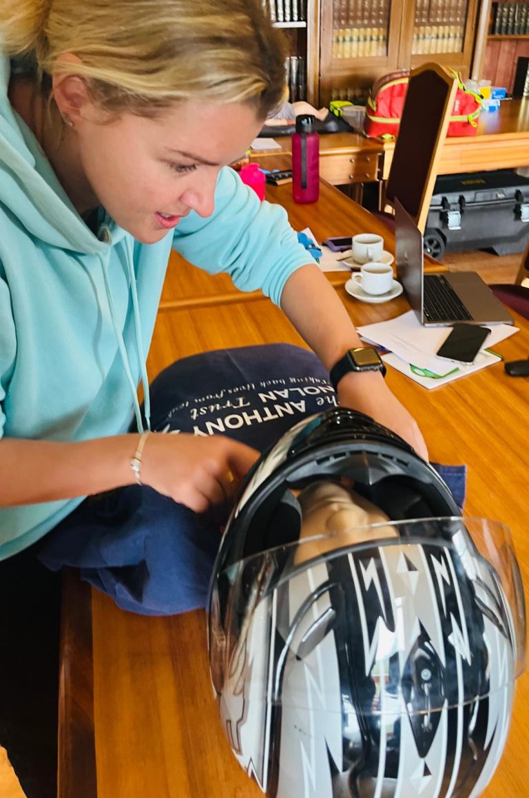 WhatsApp Image 2024 04 12 at 15.51.33 768x1158