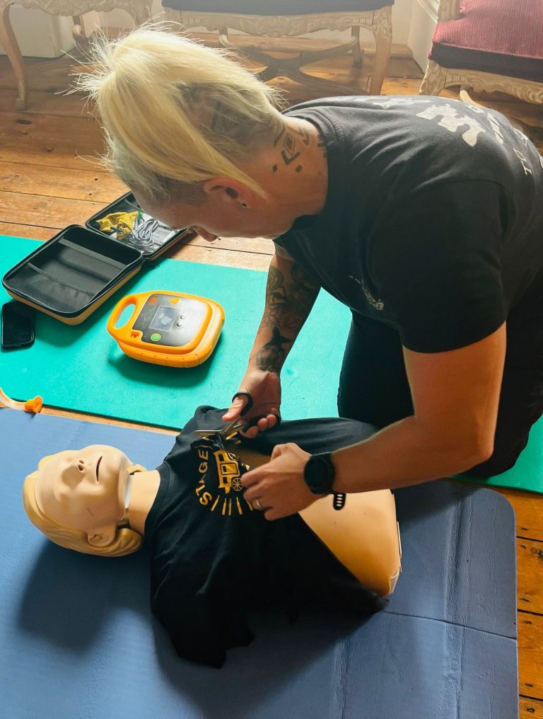 WhatsApp Image 2024 05 08 at 17.57.43 768x1016