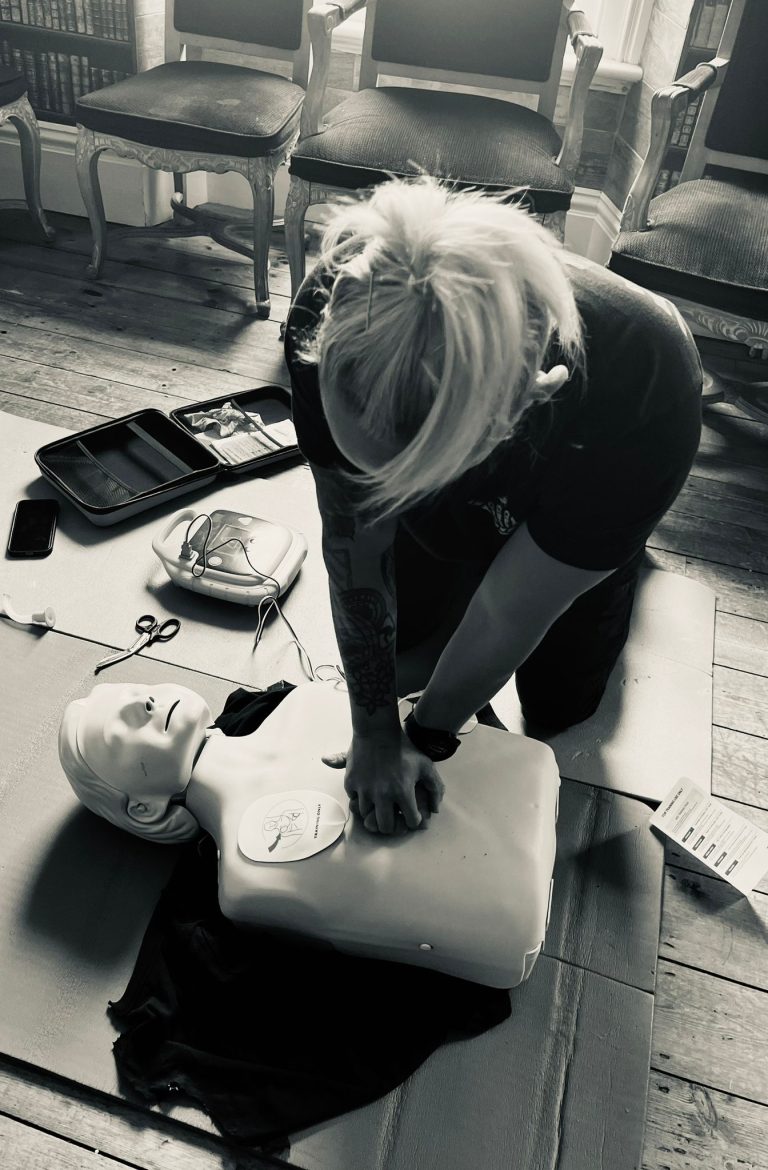 WhatsApp Image 2024 05 08 at 17.57.45 768x1170