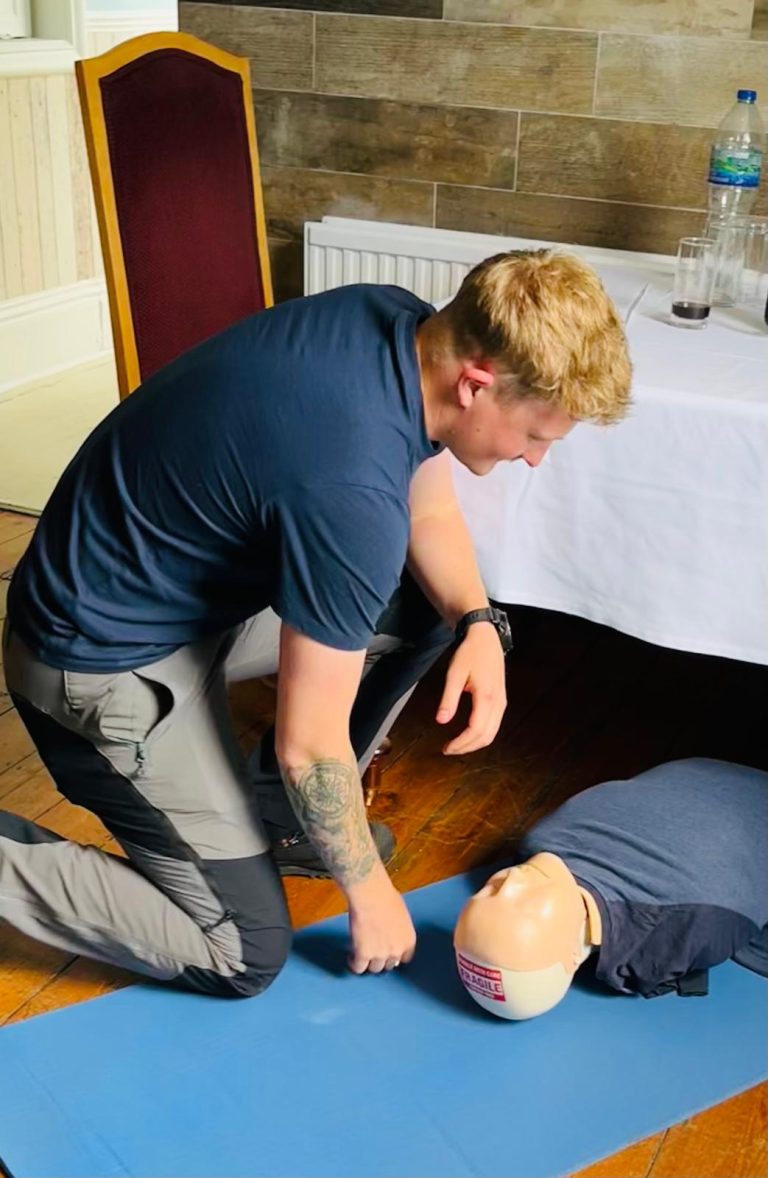 WhatsApp Image 2024 07 04 at 18.32.07 768x1178