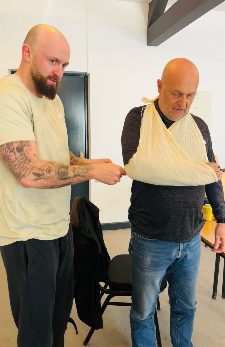 WhatsApp Image 2025 04 17 at 17.01.04 06271642 768x1182