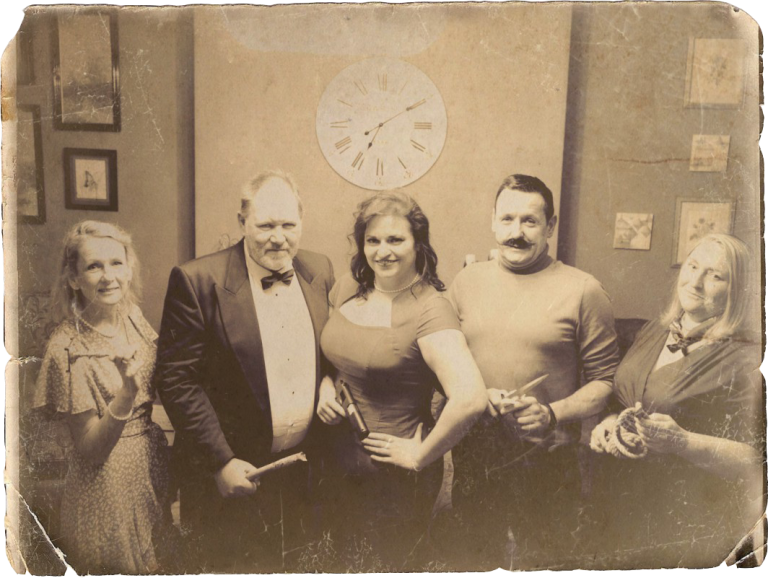 GroupSepia 768x578